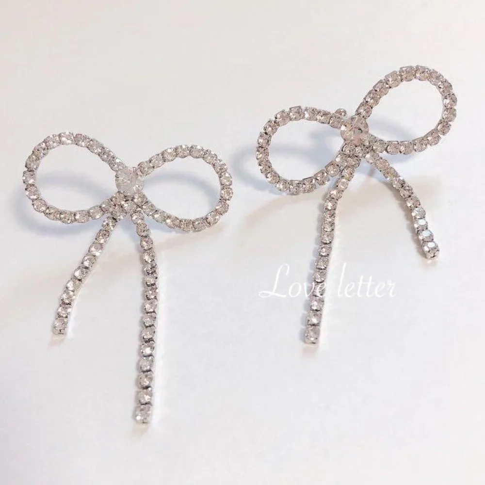 Earrings - Picture 1 of 1